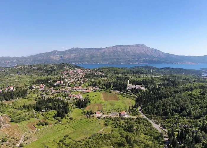 Apartamento Family-friendly With Swimming Pool Zrnovo, Korcula - 16116