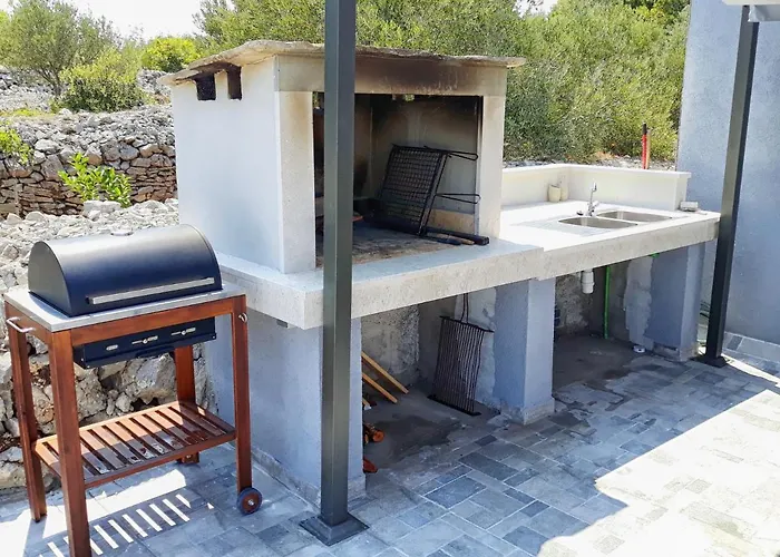 Family-friendly With Swimming Pool Zrnovo, Korcula - 16116 Apartament *